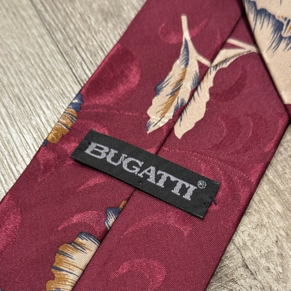 Vintage Bugatti Men's Necktie 100% Silk Burgundy Feather Floral 55 x 3. 5/8 NEW - Picture 4 of 7